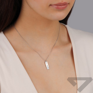 Naszyjnik srebrny blaszka z napisem Dream i cyrkoniami/pancer PW725 ROD próba 925