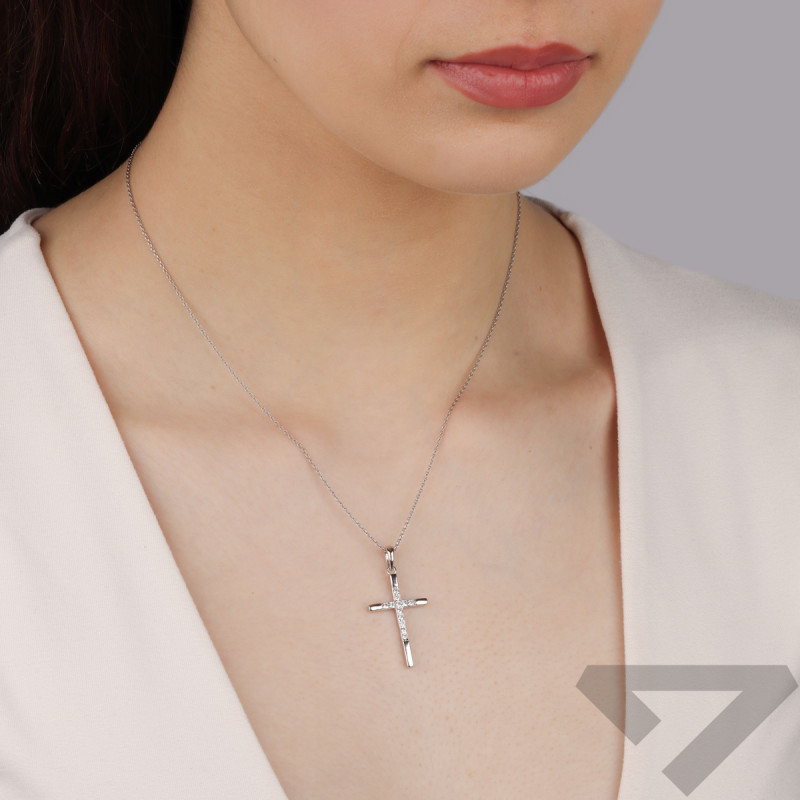 Krzyżyk srebrny z białymi cyrkoniami PW710 ROD próba 925