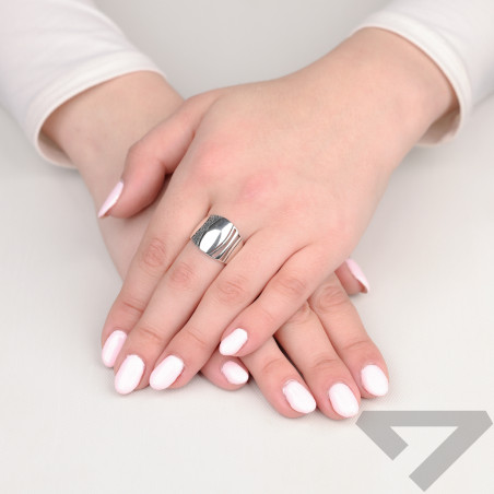 Pierścionek srebrny gładka blaszka i młotkowanie SZ356 próba 925
