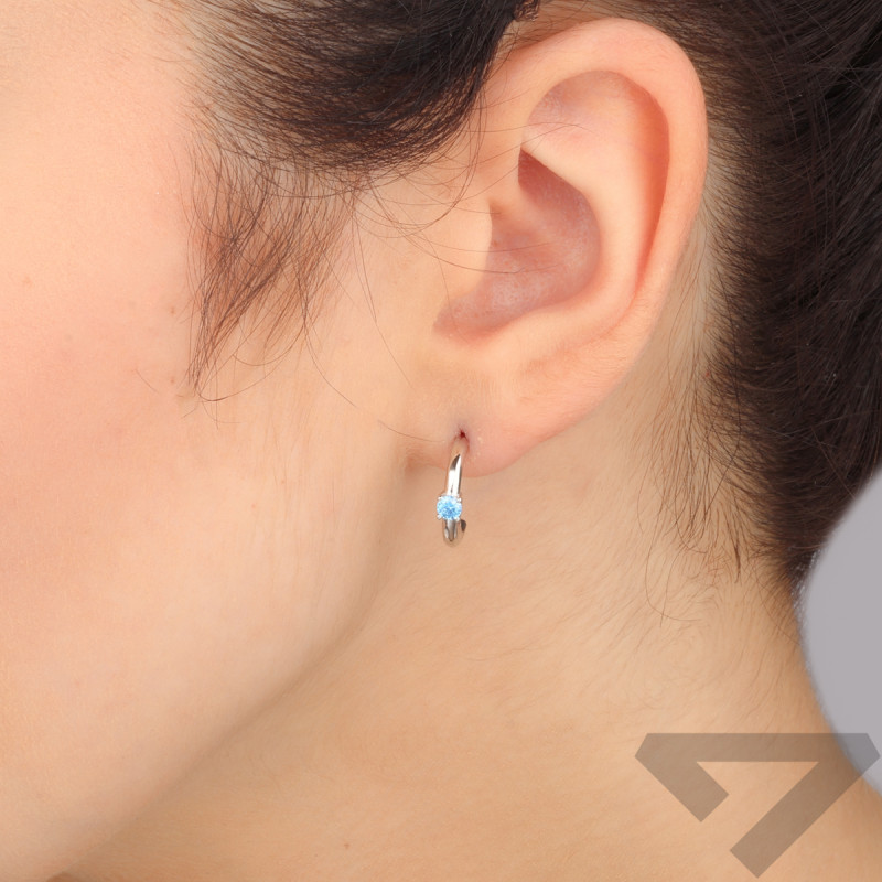 Kolczyki srebrne półkółko z j.niebieską cyrkonią/sztyft PW712 ROD j.niebieski próba 925