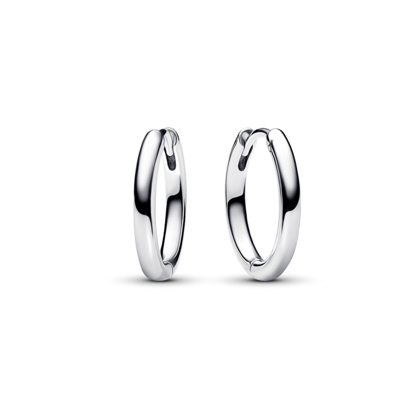 Kolczyki obręcze Pandora Moments Charm 18 mm 293355C00