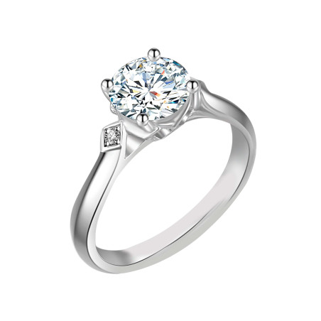 Pierścionek srebrny z moissanitem w czterech łapkach CQ BMR050-6,5 próba 925