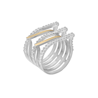 Pierścionek srebrny zaprezentowany przez Miss Australia Krysta Summa Heath