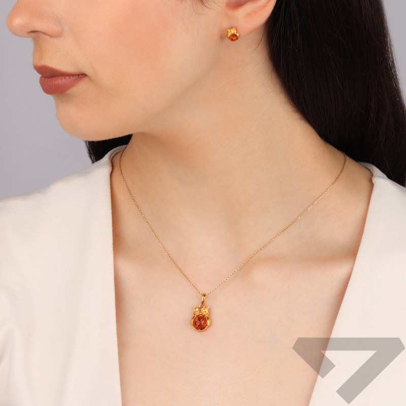 Komplet srebrny pozłacany kolczyki i zawieszka sowa z bursztynem próba 925