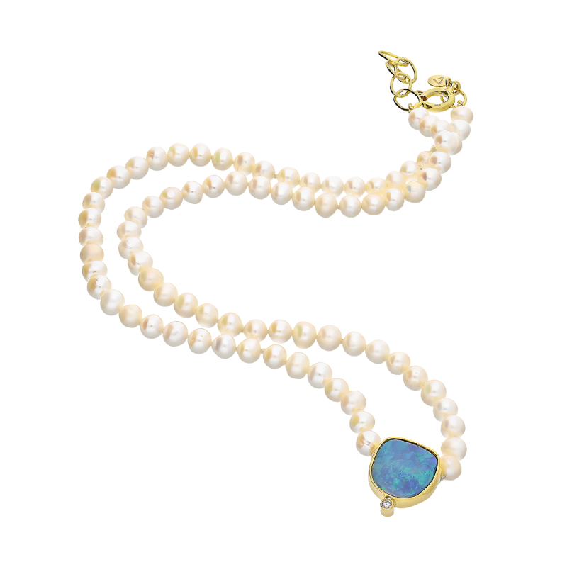 Naszyjnik pozłacany perły hodowlane 4 mm i niebieski opal bulder z diamentem