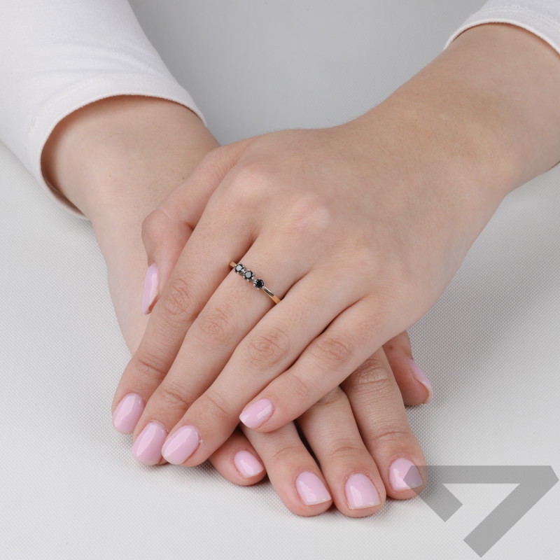 Pierścionek srebrny czarne cyrkonie i złota pałka PX 885 BL_AU375 blaszka gold