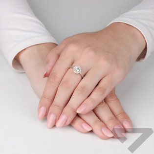 Pierścionek złoty Metropolis z białymi cyrkoniami DJ478 G próba 585