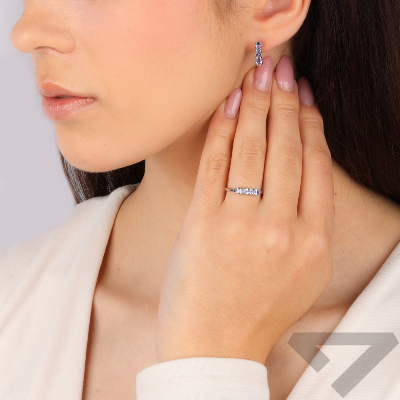 Srebrne Kolczyki z Tanzanitem - Eleganckie i Wyjątkowe - JubilerSezam.pl