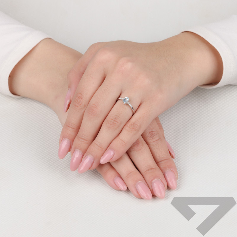 Srebrny Pierścionek z Akwamarynem i Cyrkoniami - JubilerSezam.pl