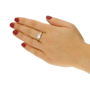 Pierścionek złoty owalna cyrkonia i rząd cyrkonii próba 585