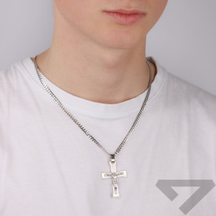 Srebrny Krzyżyk z Jezusem - Klasyczny i Elegancki - JubilerSezam.pl