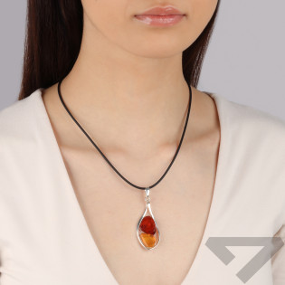 Zawieszka srebrna z dwoma bursztynami