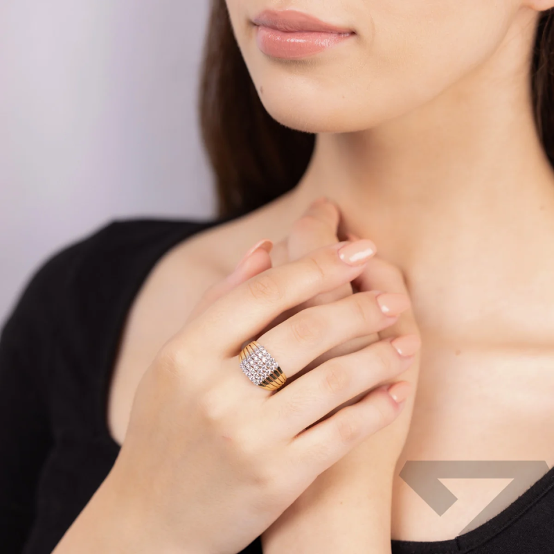 Pierścionek złoty z sześcioma rzędami białych cyrkonii próba 585