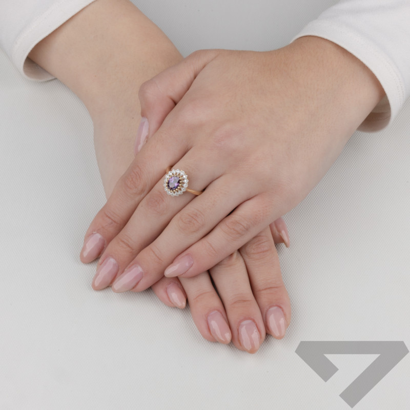 Pierścionek złoty owalna markiza z fioletową cyrkonią próba 585