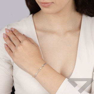 Bransoleta srebrna z sercami i cyrkoniami