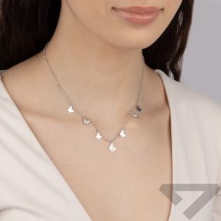 Naszyjnik srebrny z motylkami z masą perłową