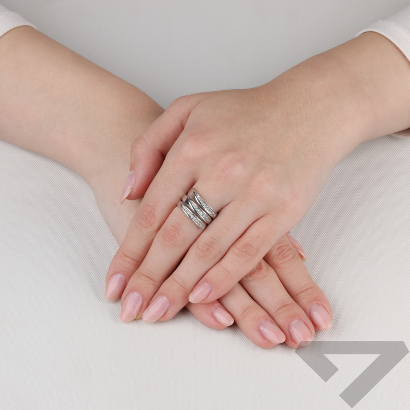 Pierścionek srebrny LINE z cyrkoniami