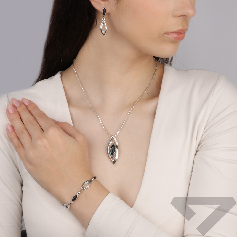 Bransoleta srebrna łezki z onyksami