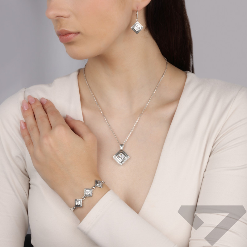 Bransoleta srebrna romby z cyrkoniami