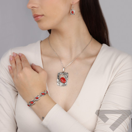 Srebrna Zawieszka Kwadrat Mięty z Koralem Jubilerskim - JubilerSezam.pl