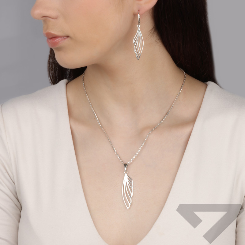 Komplet srebrny kolczyki i zawieszka ażurowe skrzydło