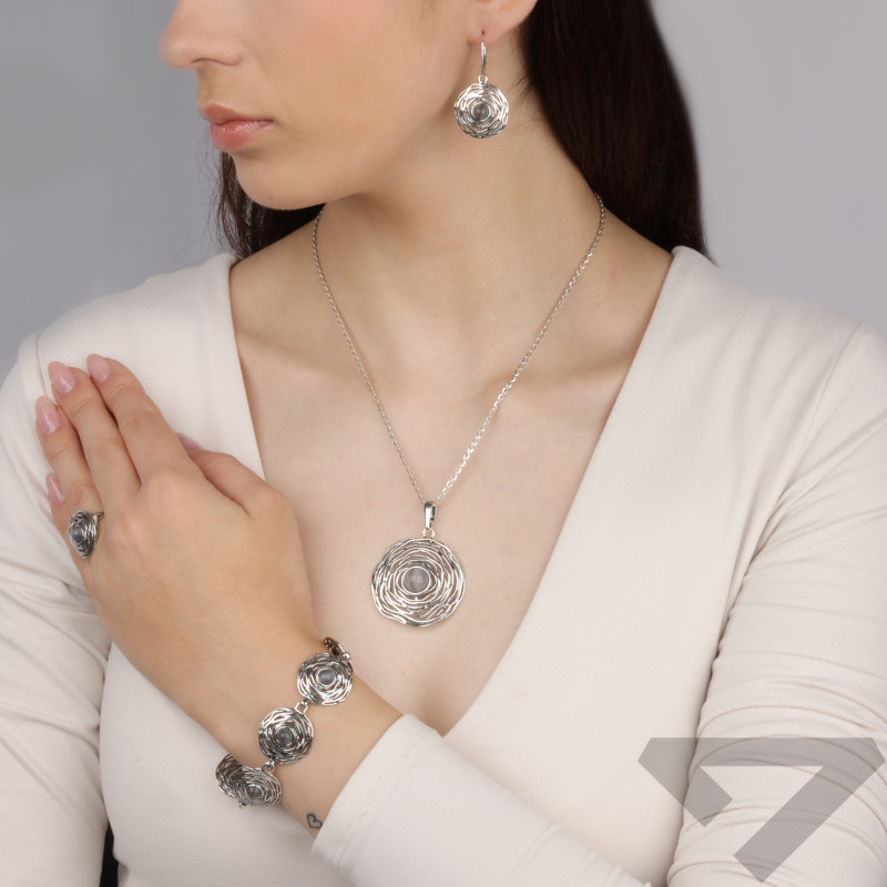 Bransoleta srebrna kwiat z szarym kamieniem