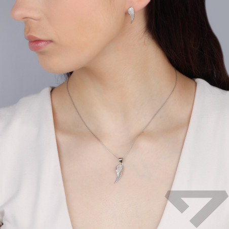 Komplet srebrny kolczyki i zawieszka skrzydło tłoczone