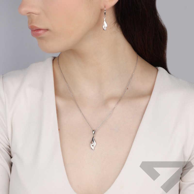 Komplet srebrny kolczyki i zawieszka fala z cyrkonią