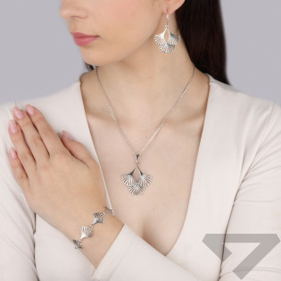 Zawieszka srebrna ażurowy wachlarz