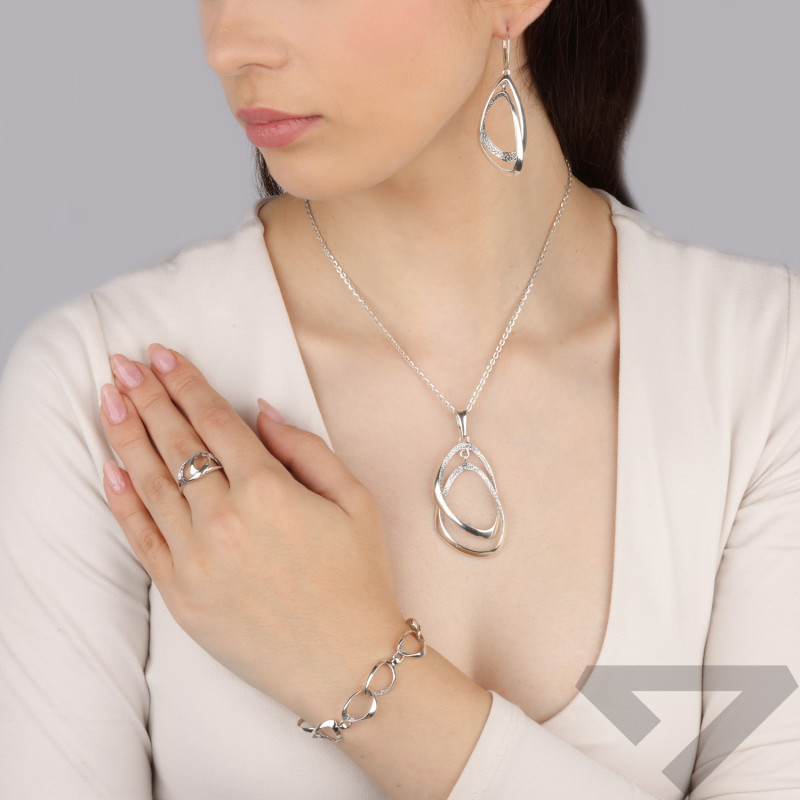 Bransoleta srebrna zaplecione owale