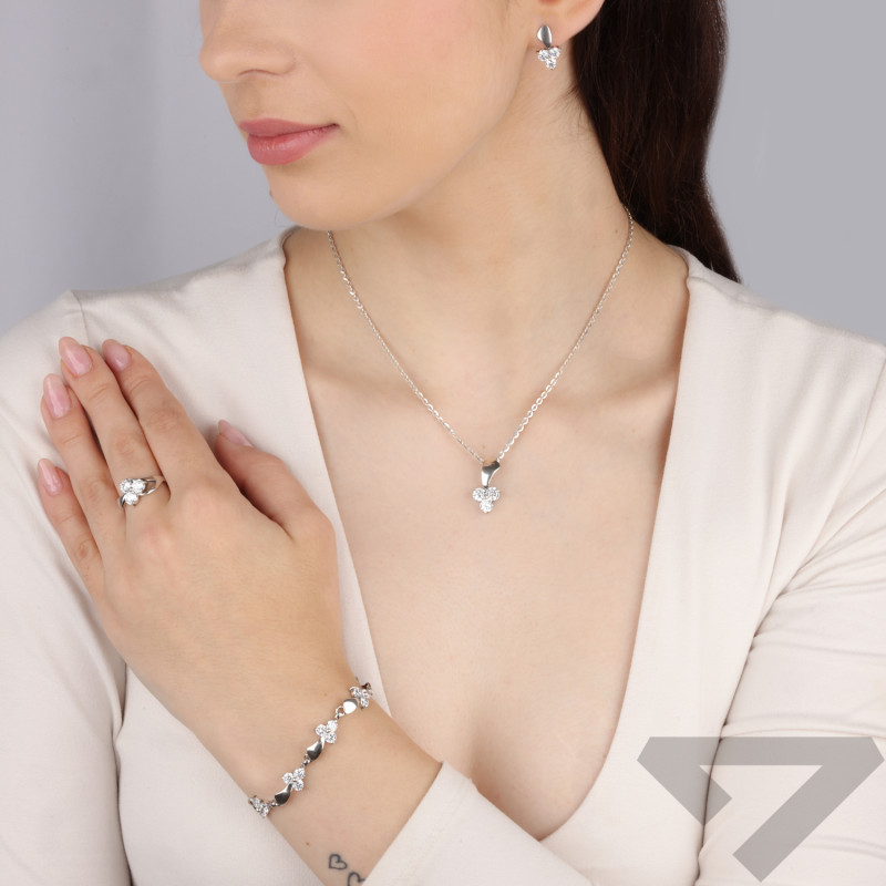 Komplet srebrny kolczyki i zawieszka kwiat z cyrkoniami