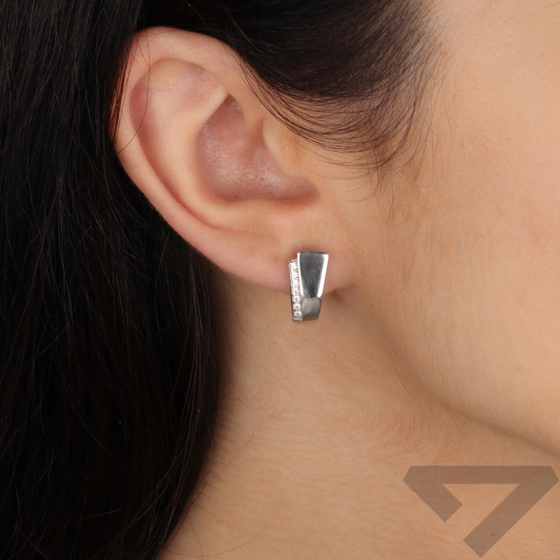 Kolczyki srebrne blaszka z cyrkoniami