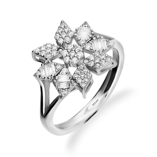 Pierścionek srebrny kwiat z białymi cyrkoniami