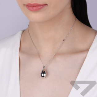 Naszyjnik srebrny viralowa kropla