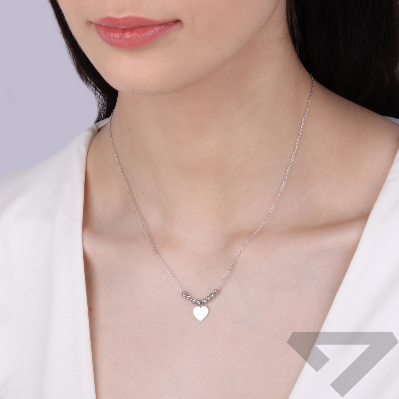 Naszyjnik srebrny z sercem i kulkami
