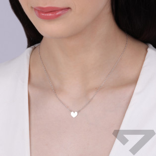 Naszyjnik srebrny z gładkim sercem