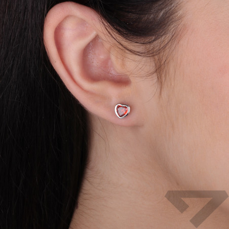 Kolczyki srebrne serce z czerwoną cyrkonią