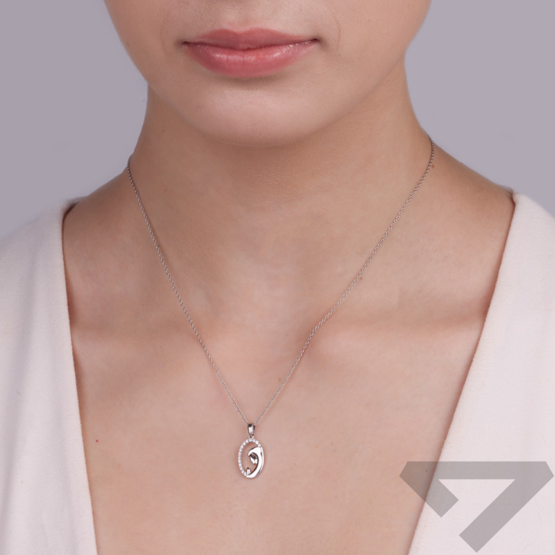 Medalik z białego złota Matka Boska Modląca w owalu z cyrkoniami OS 96-9103 białe złoto próba 585