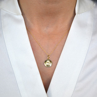 Medalik złoty Częstochowska w żłobionym kółku próba 585