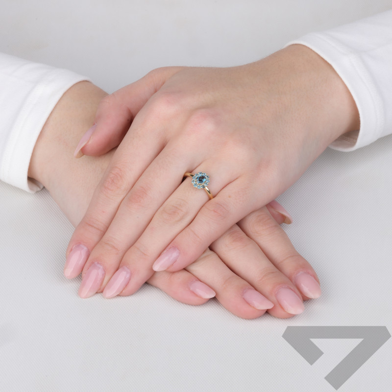 Pierścionek złoty z topazem London