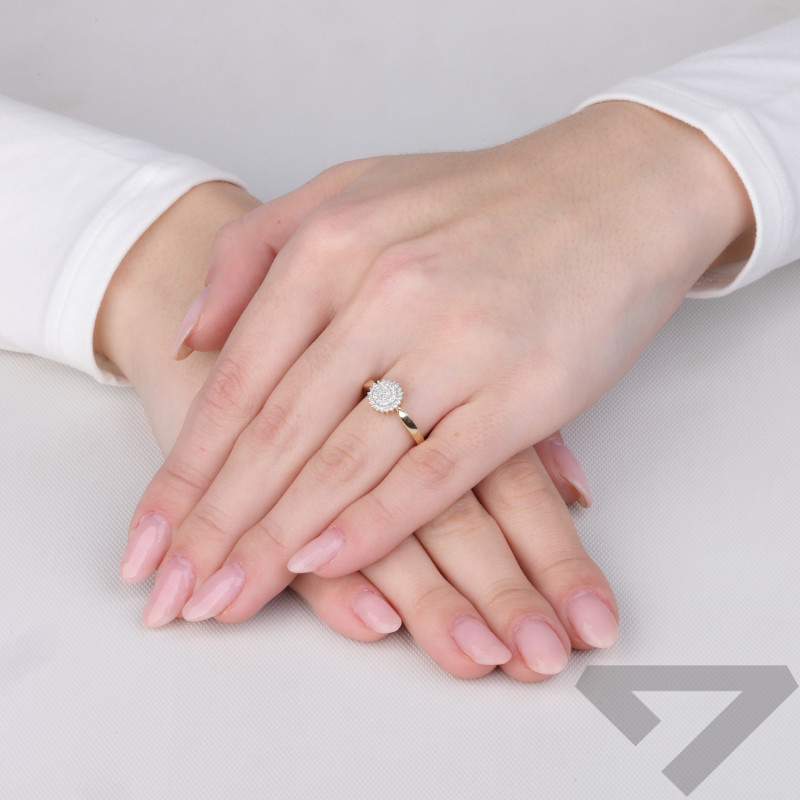 Pierścionek zaręczynowy Bridell z białymi diamentami