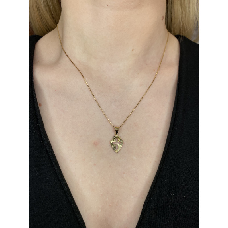 Złoty medalik z krzyżem pr. 585 - JubilerSezam.pl