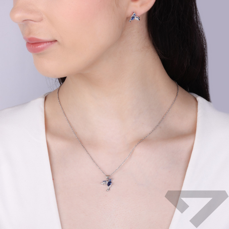 Komplet srebrny kolczyki i zawieszka koliber z niebieskimi cyrkoniami