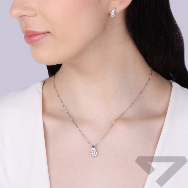 Komplet srebrny kolczyki i zawieszka owal z białą cyrkonią