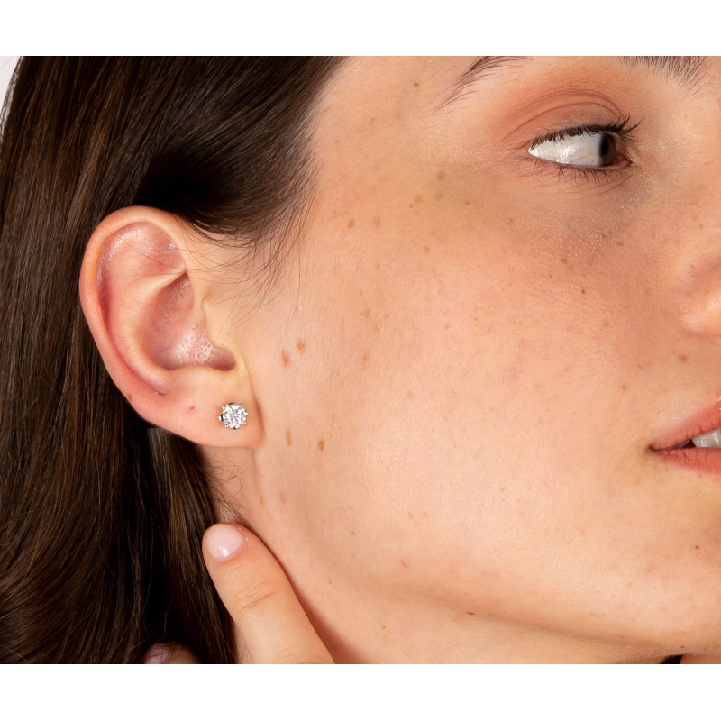 Kolczyki srebrne z moissanitem