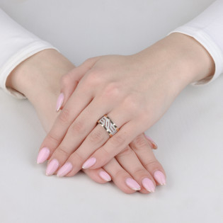 Pierścionek srebrny ażurowy z cyrkoniami