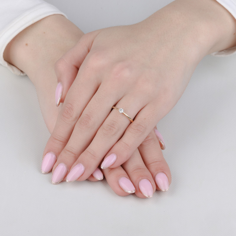 Pierścionek zaręczynowy Soliter z diamentem 0,08 ct próba 585