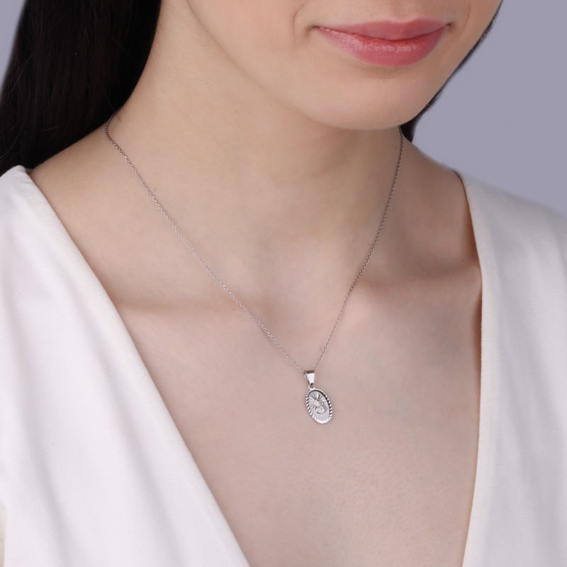 Medalik srebrny rodowany Matka Boska Częstochowska próba 925