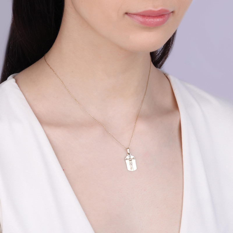 Medalik z białego złota blaszka z Panem Jezusem na krzyżu próba 585