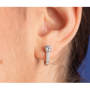 Srebrne kolczyki z moissanitami - JubilerSezam.pl